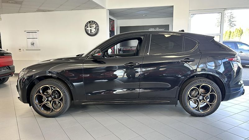 Alfa Romeo Stelvio 2.0i 280k AWD Intensa - fotka 5 z 13