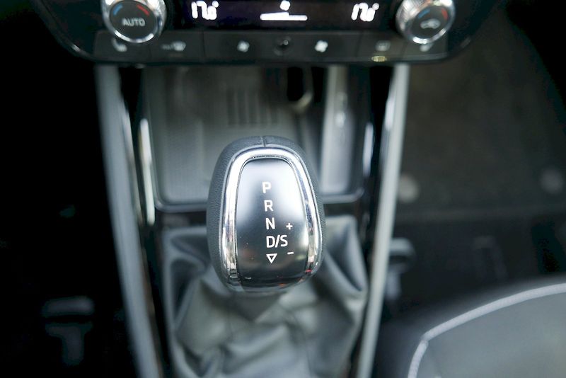 Škoda Scala (2025) 1.0 TSI 85 kW 7° DSG Monte Car - fotka 13 z 28
