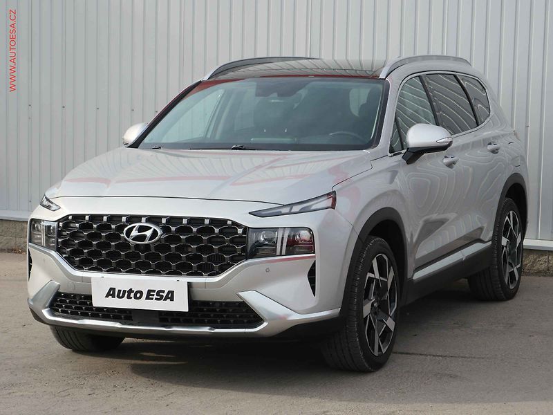 Hyundai Santa Fe (2021) 2.2 CRDi 4x4, 7míst, 2.maj - fotka 3 z 26