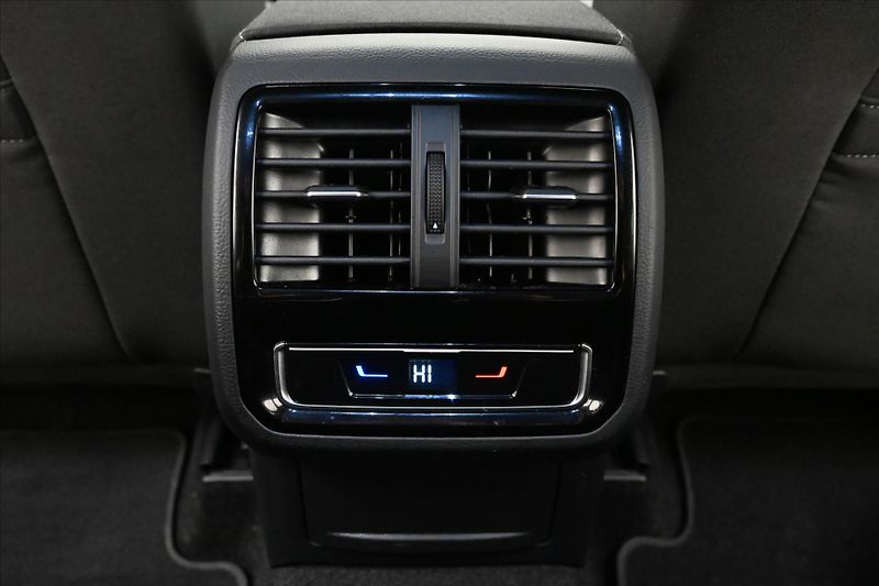 Volkswagen Passat 2,0 TDI 110 KW Business Záruka - fotka 22 z 31
