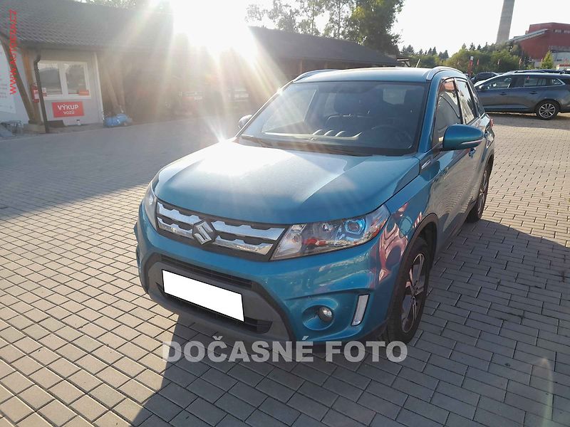 Suzuki Vitara (2017) 1.6 VVT 4x4, 1.maj,ČR, LED - fotka 1 z 3