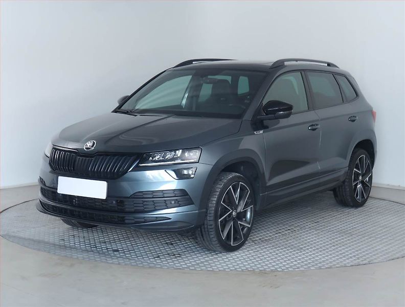 Škoda Karoq (2021) Sportline 1.5 TSI - fotka 2 z 23