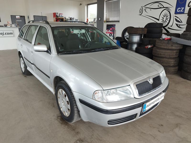 Škoda Octavia (2003) 1,6MPi 75KW KLIMATRONIK, TAŽNÝ - fotka 1 z 17