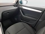 Škoda Octavia (2015) Elegance 2.0 TDI, 4X4 - náhled 8