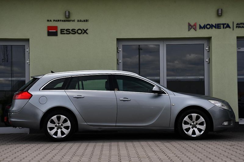 Opel Insignia 2.0CDTi  - fotka 7 z 40