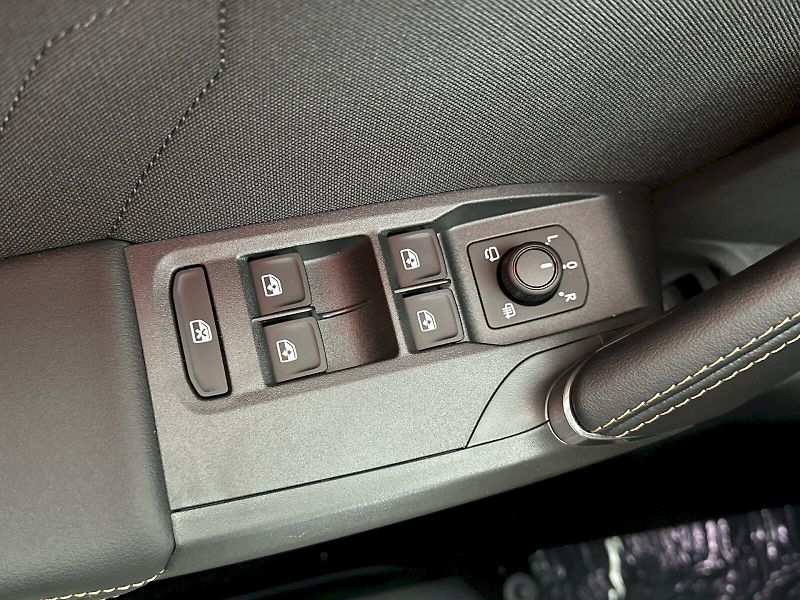 Cupra Formentor (2026) 2.0 TSI 150kW 4x4 DSG - fotka 29 z 34