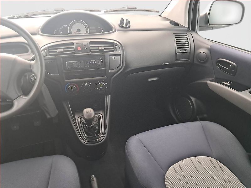 Hyundai Matrix (2010) 1.6, po STK, za dobrou cenu - fotka 8 z 14