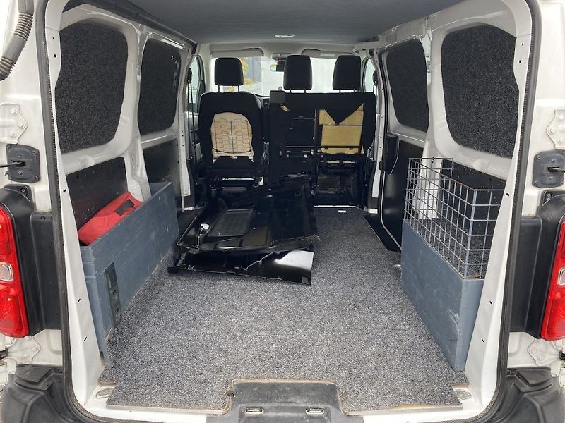 Toyota ProAce 2.0D, ČR, Active L1, záruka - fotka 18 z 21