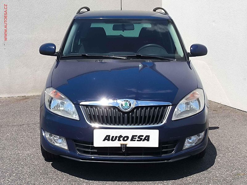 Škoda Fabia (2012) 1.4 16V, ČR, AC, tempo - fotka 2 z 16