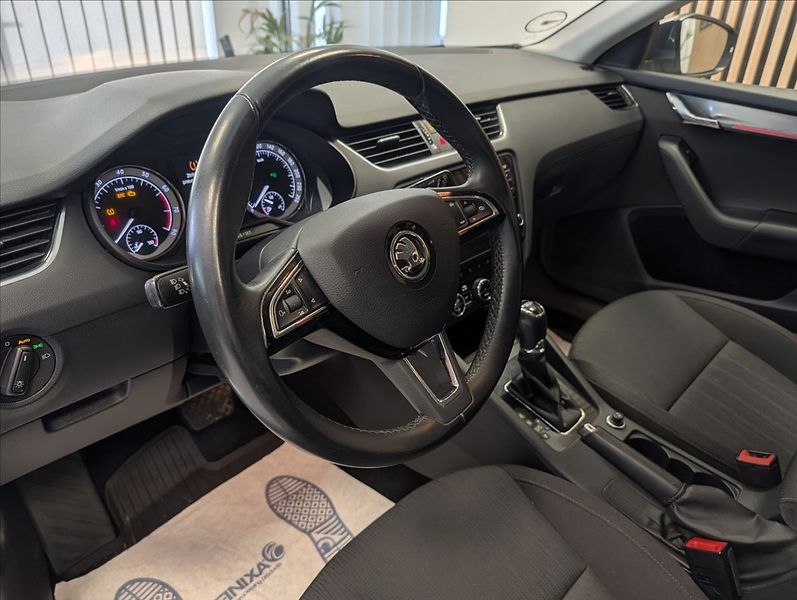 Škoda Octavia 1.5 TSI 110kw - fotka 13 z 25