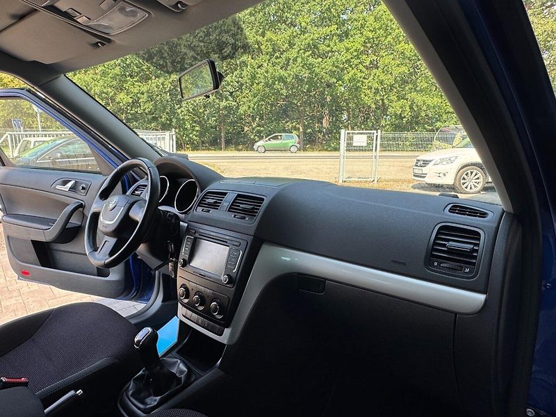 Škoda Yeti (2012) 2.0 TDi, 4x4, nájezd 84.tisíc - fotka 16 z 33