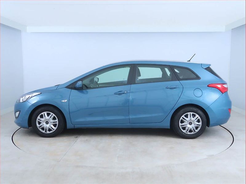 Hyundai i30 (2013) 1.6 GDI, Serv.kniha, Tempomat - fotka 3 z 18