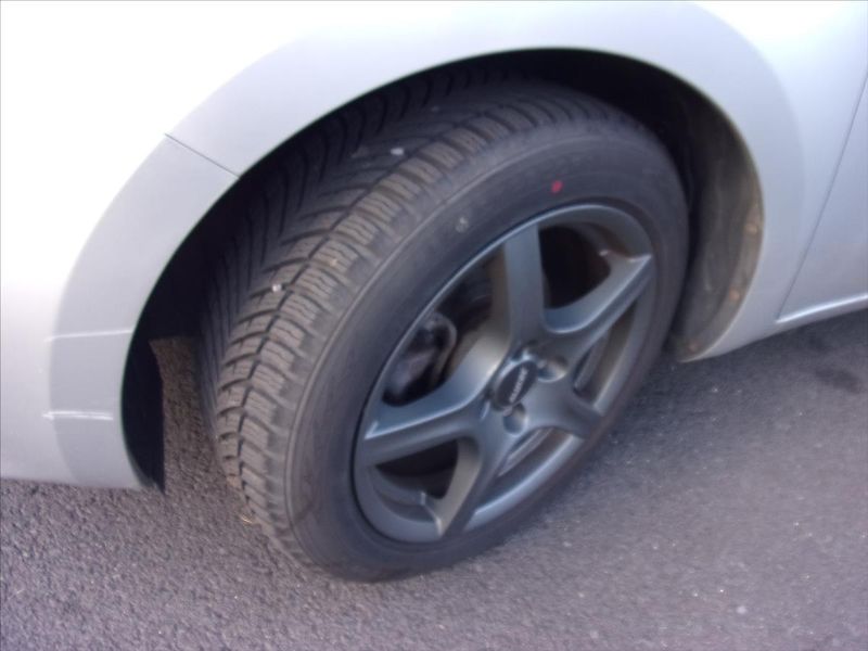 Kia Rio 1,3 CVVT - fotka 25 z 26