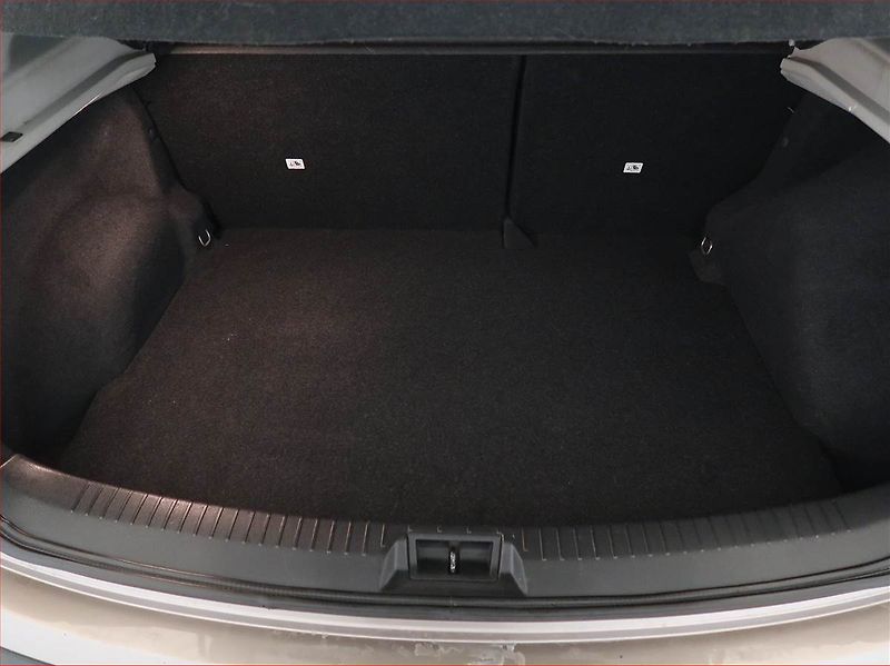 Nissan Qashqai (2009) 1.6, Serv.kniha, Navi - fotka 14 z 17