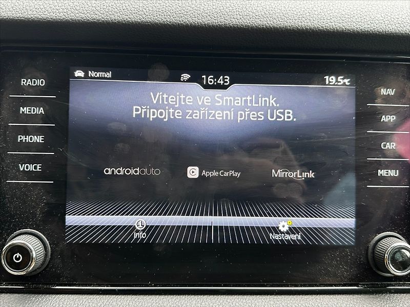 Škoda Kodiaq 2,0 FSI 158kW-4x4-CZ-servis-vý - fotka 41 z 51