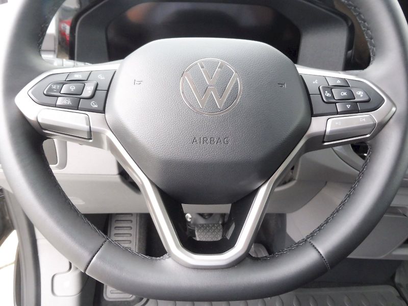 Volkswagen Caravelle (2026) Style DR 2,0 TDI 125kW 8AUT 4M - fotka 18 z 31