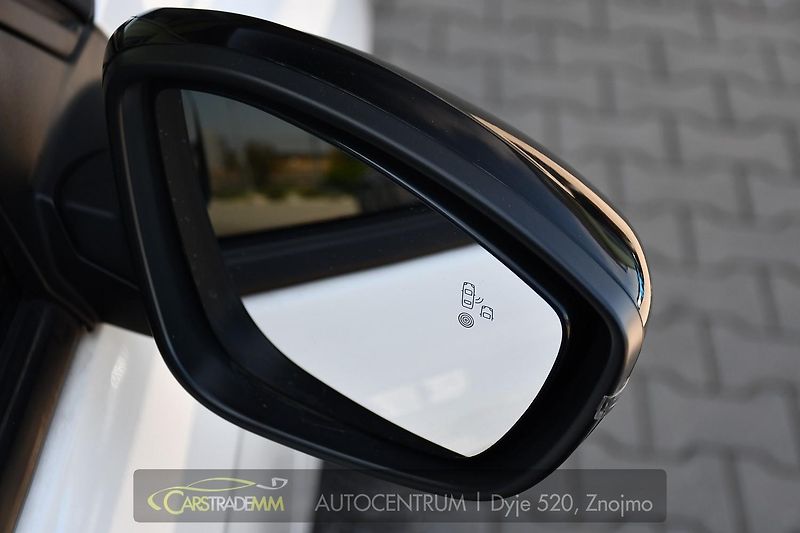 Opel Corsa 1.2T 96kW GS AUTOMAT - fotka 47 z 51
