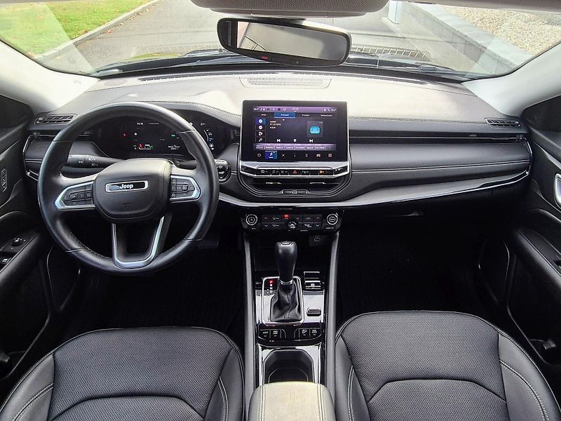 Jeep Compass 1,3   S - fotka 8 z 18