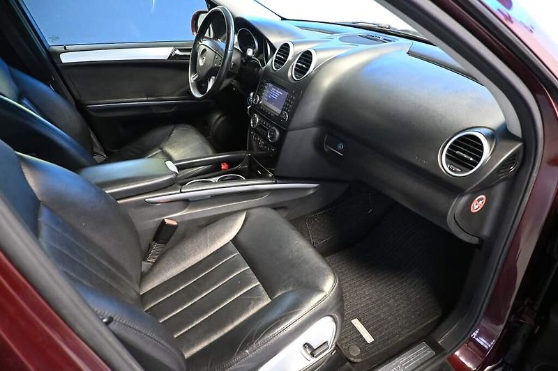 Mercedes-Benz Třídy M (2008) 3.0 4MATIC 7G-TRONIC XENON Vzd - fotka 11 z 33