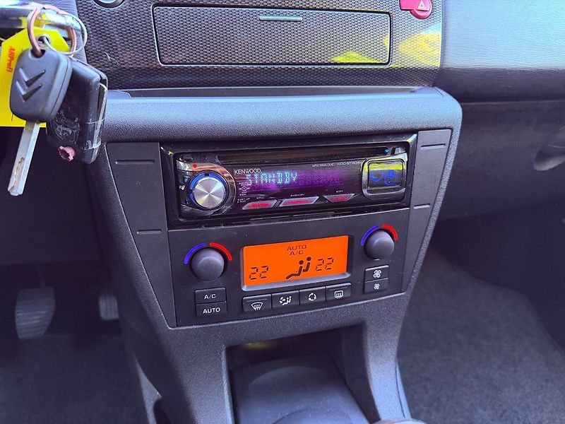 Citroën C4 1.4 Advance, Tažné, 116 tkm - fotka 17 z 20