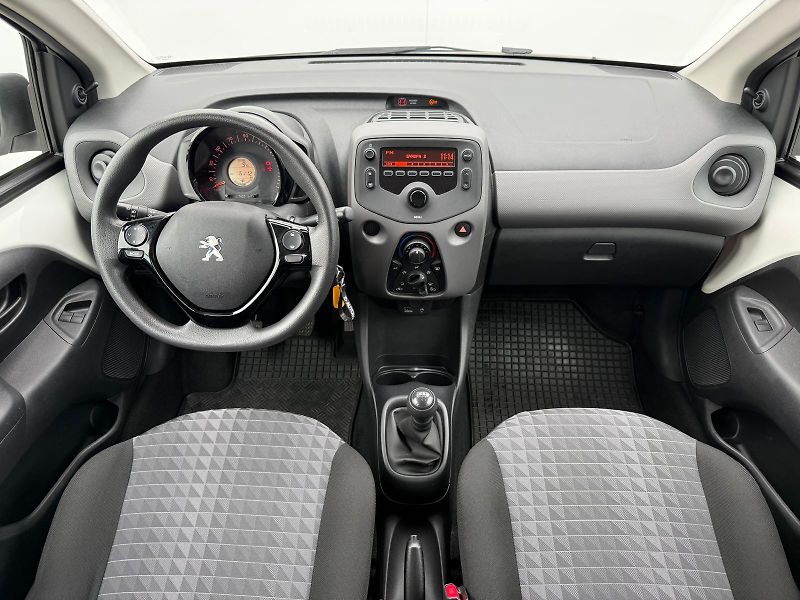Peugeot 108 1,0 VTI 53KW - fotka 5 z 25