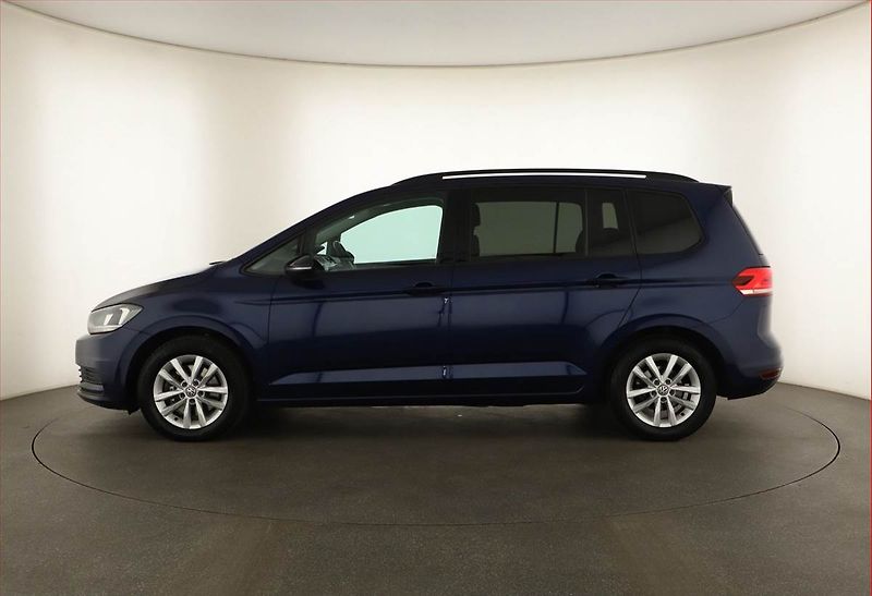 Volkswagen Touran (2016) 1.6 TDI, Automat, Serv.kniha - fotka 3 z 17