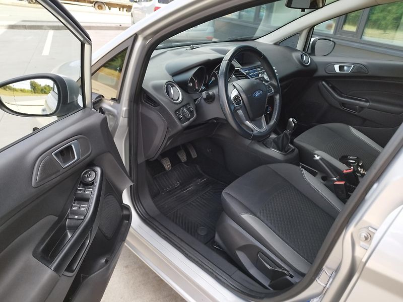 Ford Fiesta 1.5TDCI,volat-608 081 843 - fotka 10 z 18