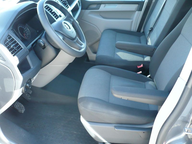 Volkswagen T6 2.0TDI 150Kw 4x4 Klima - fotka 29 z 48