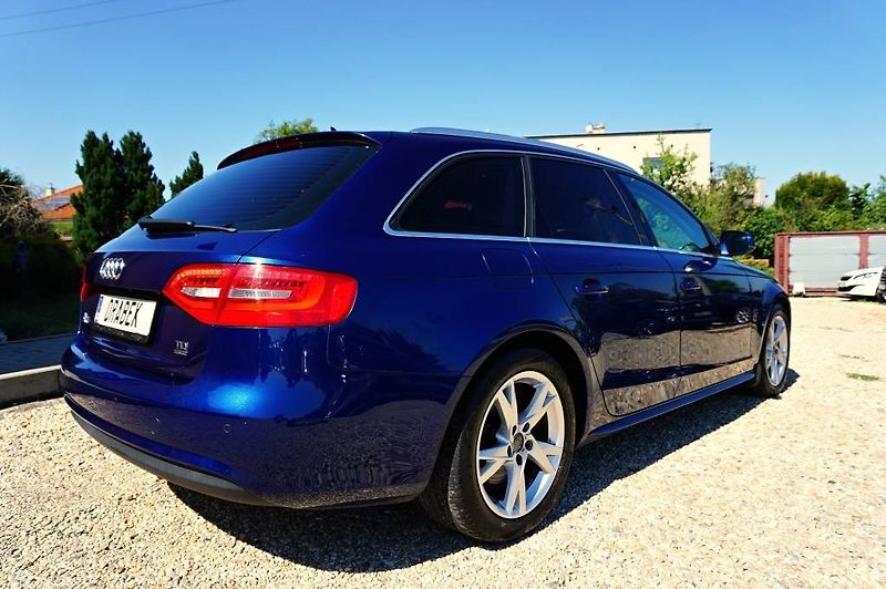 Audi A4 (2013) S-LINE 2,0 TDI 130 kW - fotka 5 z 63