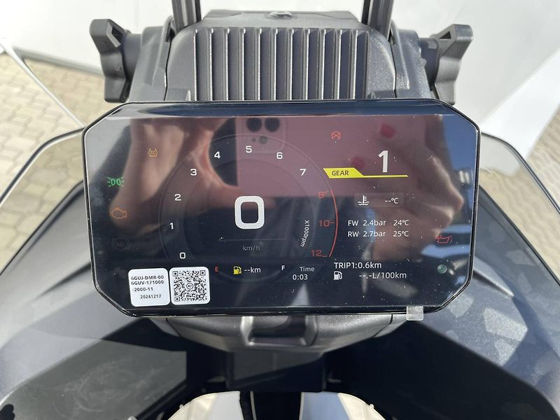 CFMOTO (2026) 700MT Adventure EU5+ - fotka 10 z 13