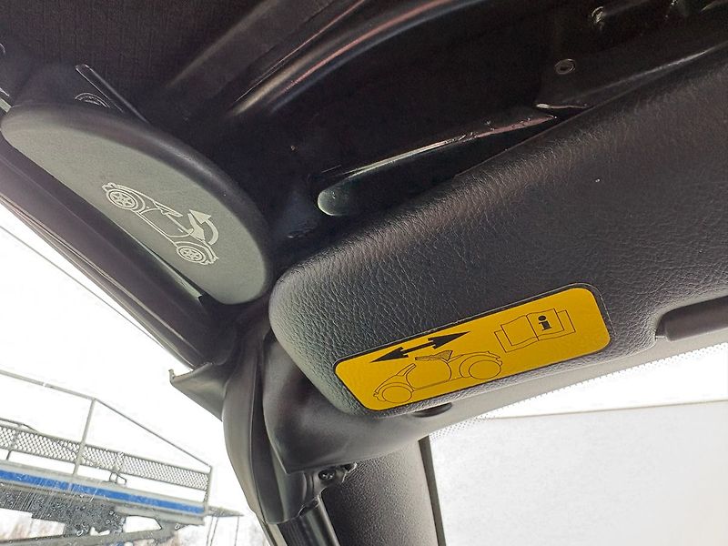 Ford Ka 1.6i, 70kW, Kabrio - fotka 10 z 12