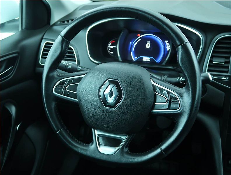 Renault Mégane (2019) Zen 1.3 TCe, ČR,1.maj - fotka 18 z 18