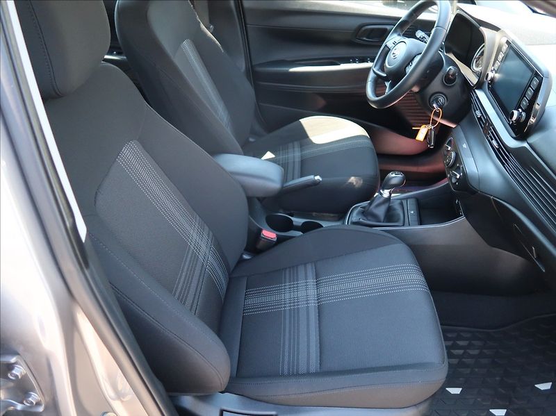 Hyundai i20 1,2 i,1majČR,tov.záruka,klima - fotka 13 z 28