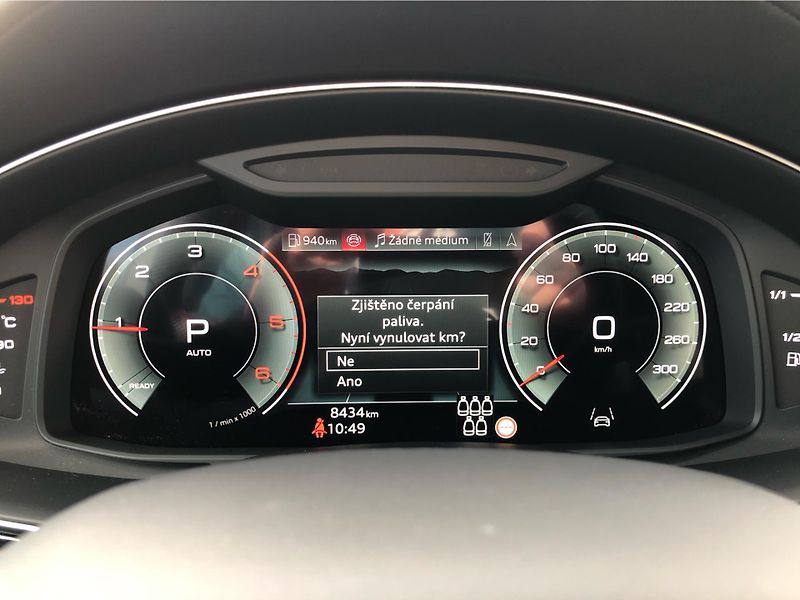 Audi Q7 3,0 TDI Quttro - fotka 19 z 30