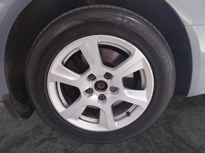 Audi A4 (2011) 2.0 TDI, Xenony, Tempomat - fotka 15 z 19