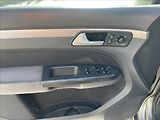 Volkswagen Touran 1,9 TDi 77kw 6rychlostí Klimat - náhled 23