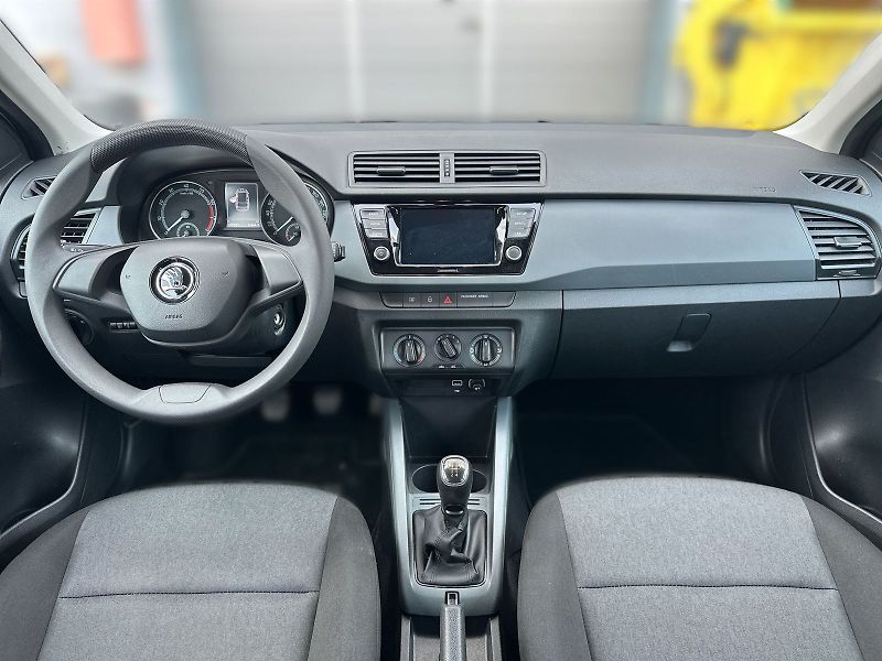 Škoda Fabia (2022) Combi Tour 1.0 TSI Active - fotka 5 z 28