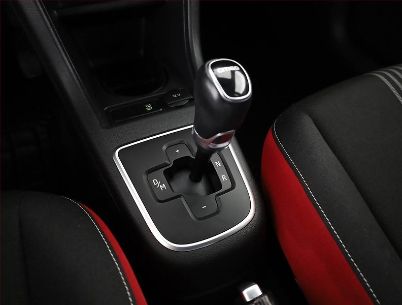Škoda Citigo (2014) 1.0 MPI, Automat, Navi - fotka 16 z 18