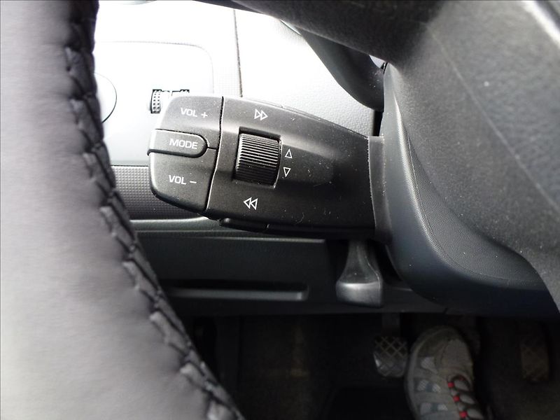 Seat Ibiza 1,2 TDI 3,4-3,9 l/100km  EcoMo - fotka 33 z 48