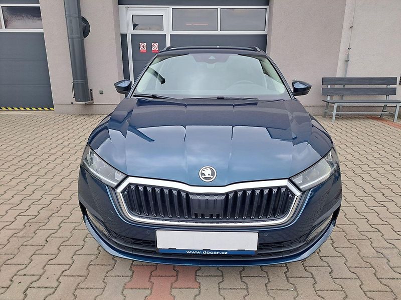 Škoda Octavia (2022) 1.0 TSI E-TEC DSG7, ZÁRUKA - fotka 3 z 33