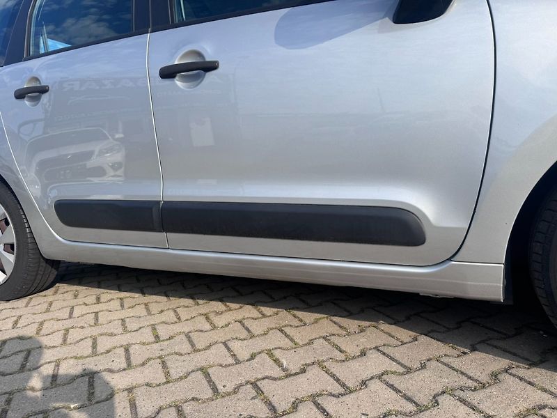 Citroën C3 Picasso (2011) 1,6 88 KW TAŽNÉ STK - fotka 17 z 43