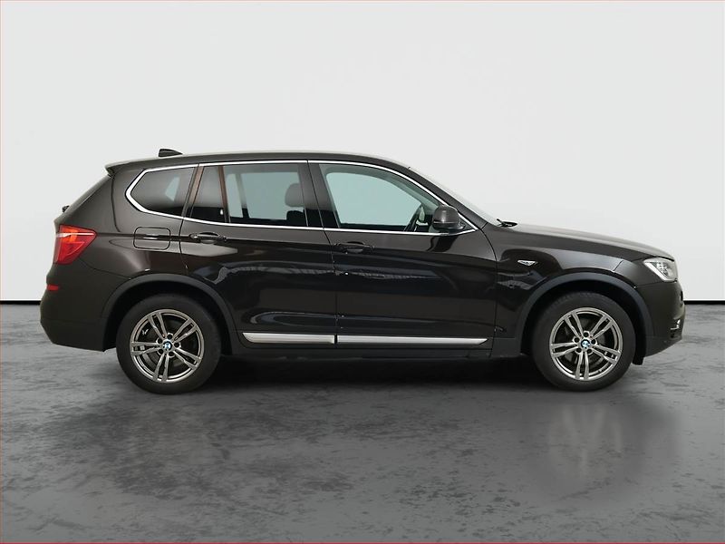 BMW X3 (2015) xLine xDrive20d, 4X4, Automat - fotka 6 z 14