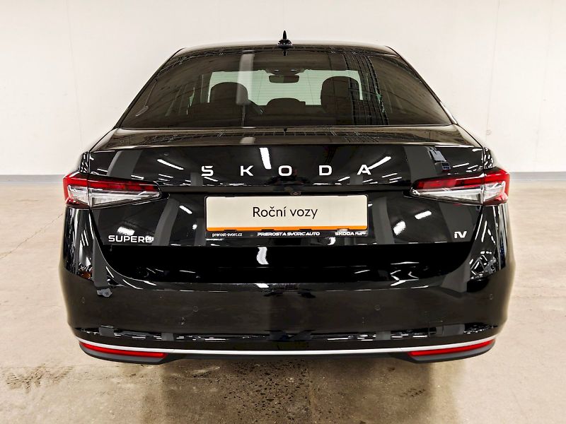 Škoda Superb (2025) iV 1.5 TSI 150 kW DSG L&K - fotka 31 z 34