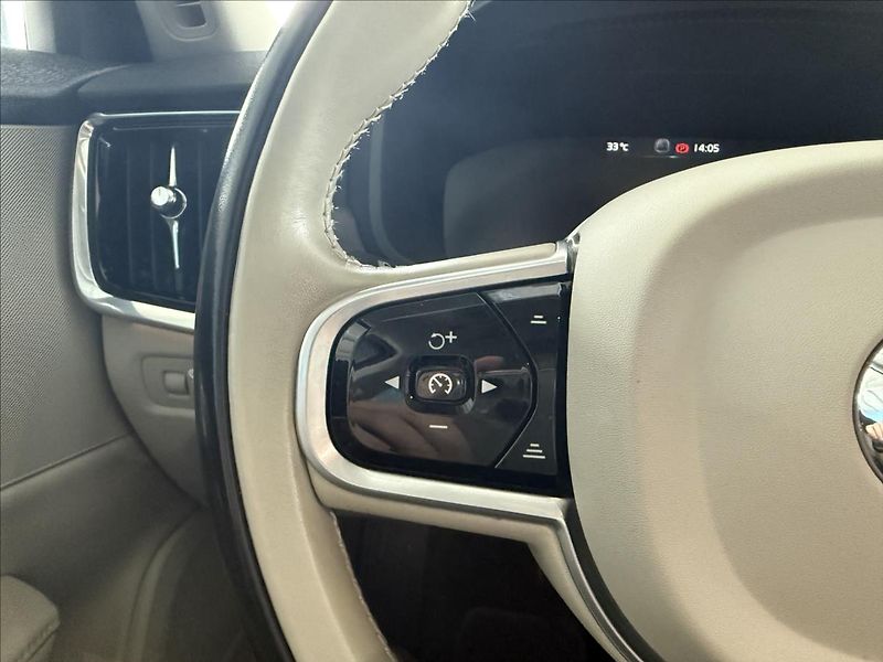 Volvo V90 2,0   173kW,CROSSCOUNTRY,SERVI - fotka 15 z 35