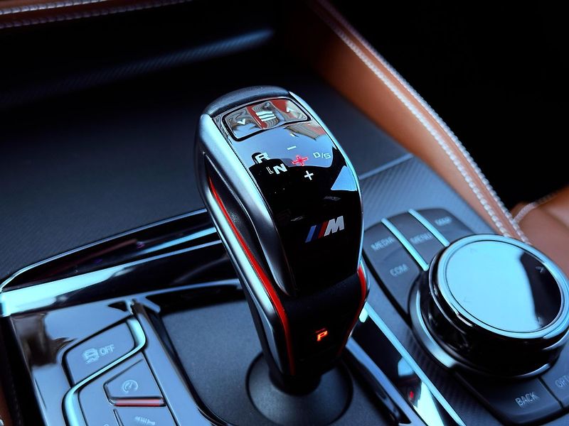 BMW M5 xDrive, H&K, ČR, Carbon - fotka 34 z 42