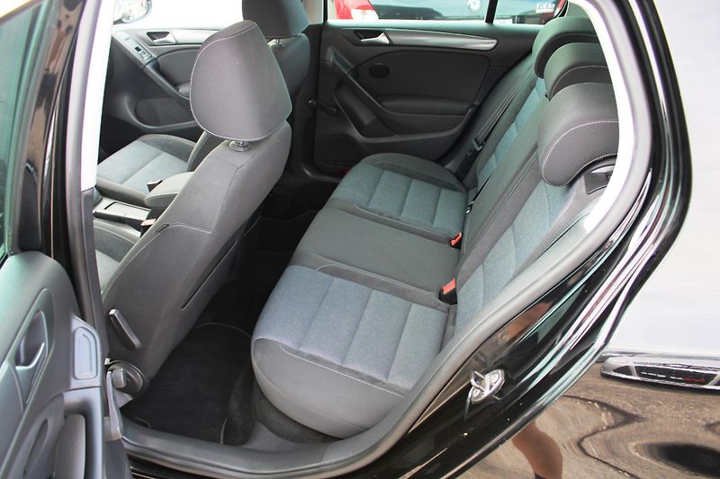 Volkswagen Golf (2012) 1,2TSI STYLE KLIMA TEMPOMAT AL - fotka 10 z 23