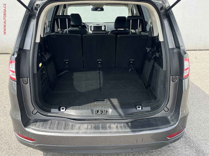 Ford Galaxy (2016) 2.0 TDCi 7míst, Titanium, AT - fotka 7 z 13
