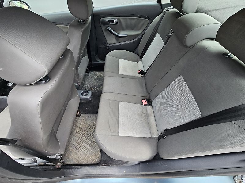 Seat Cordoba (2005) 1.2 HTP KLIMA - fotka 8 z 10