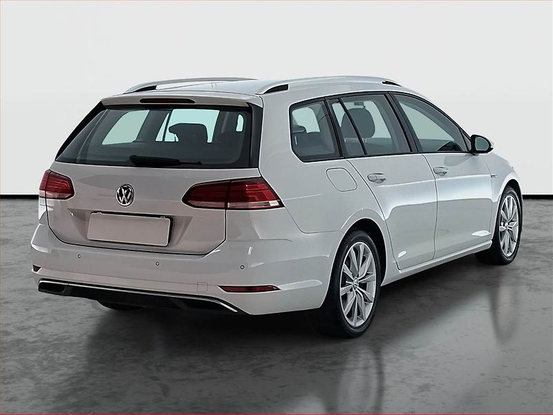 Volkswagen Golf (2020) Comfortline 1.5 TSI, ČR,1.maj - fotka 5 z 15