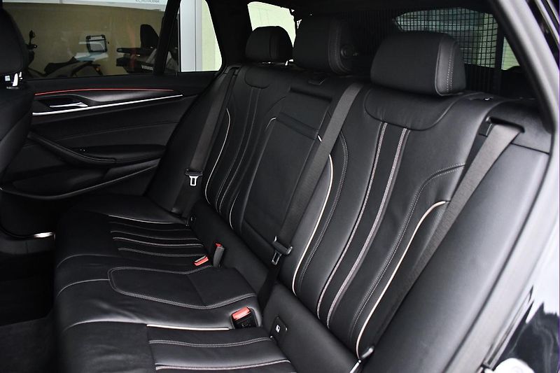 BMW Řada 5 530d xD M-SPORT LASER  - fotka 21 z 46